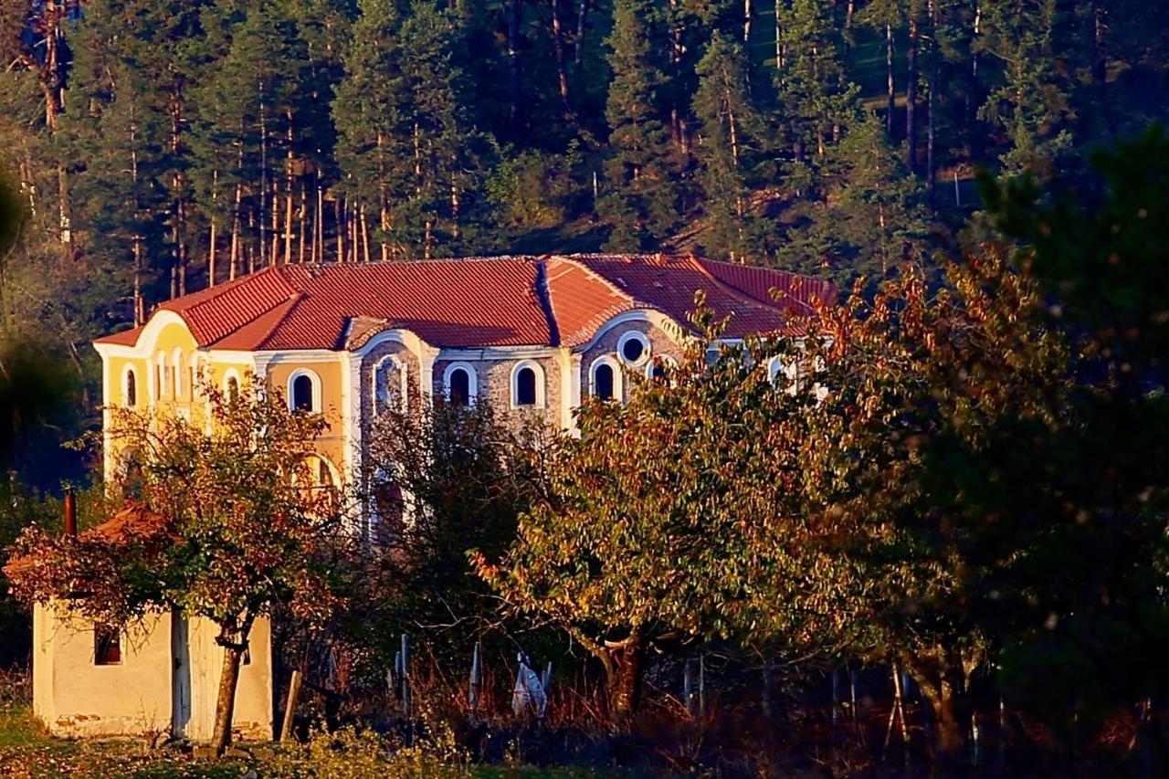 Iliikova House Otel Kalofer Dış mekan fotoğraf
