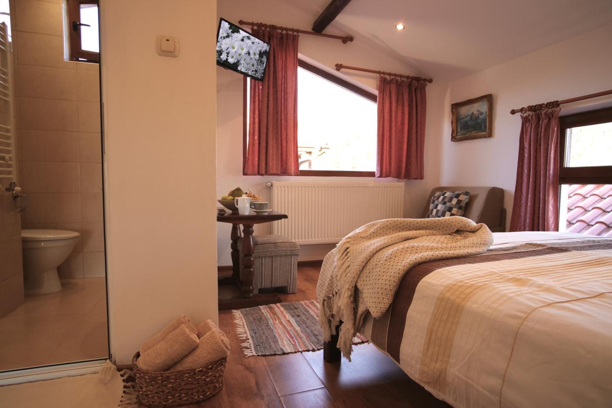 Iliikova House Otel Kalofer Dış mekan fotoğraf
