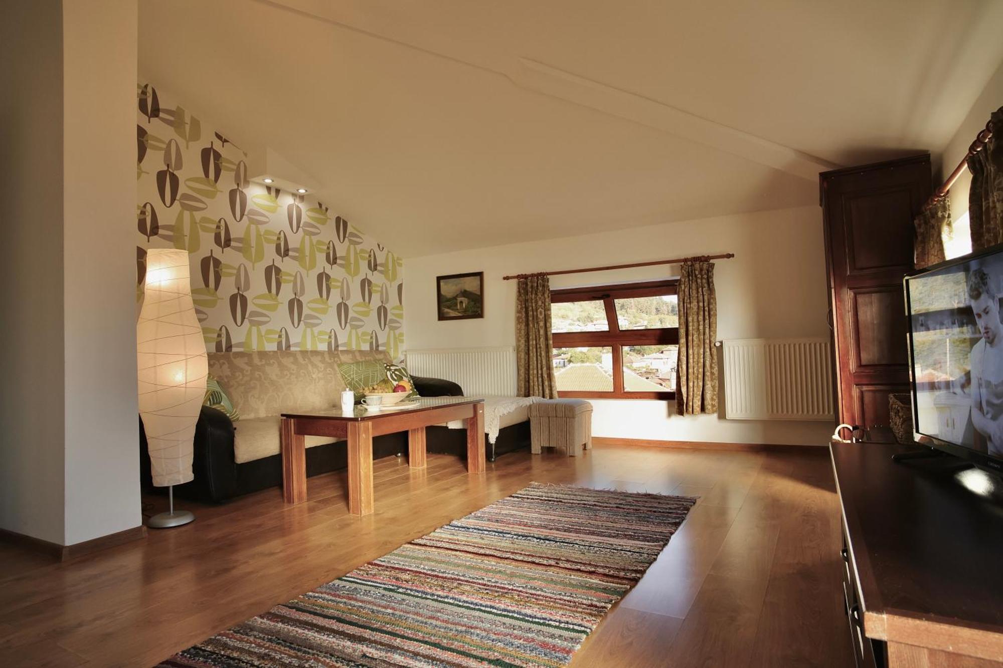 Iliikova House Otel Kalofer Dış mekan fotoğraf