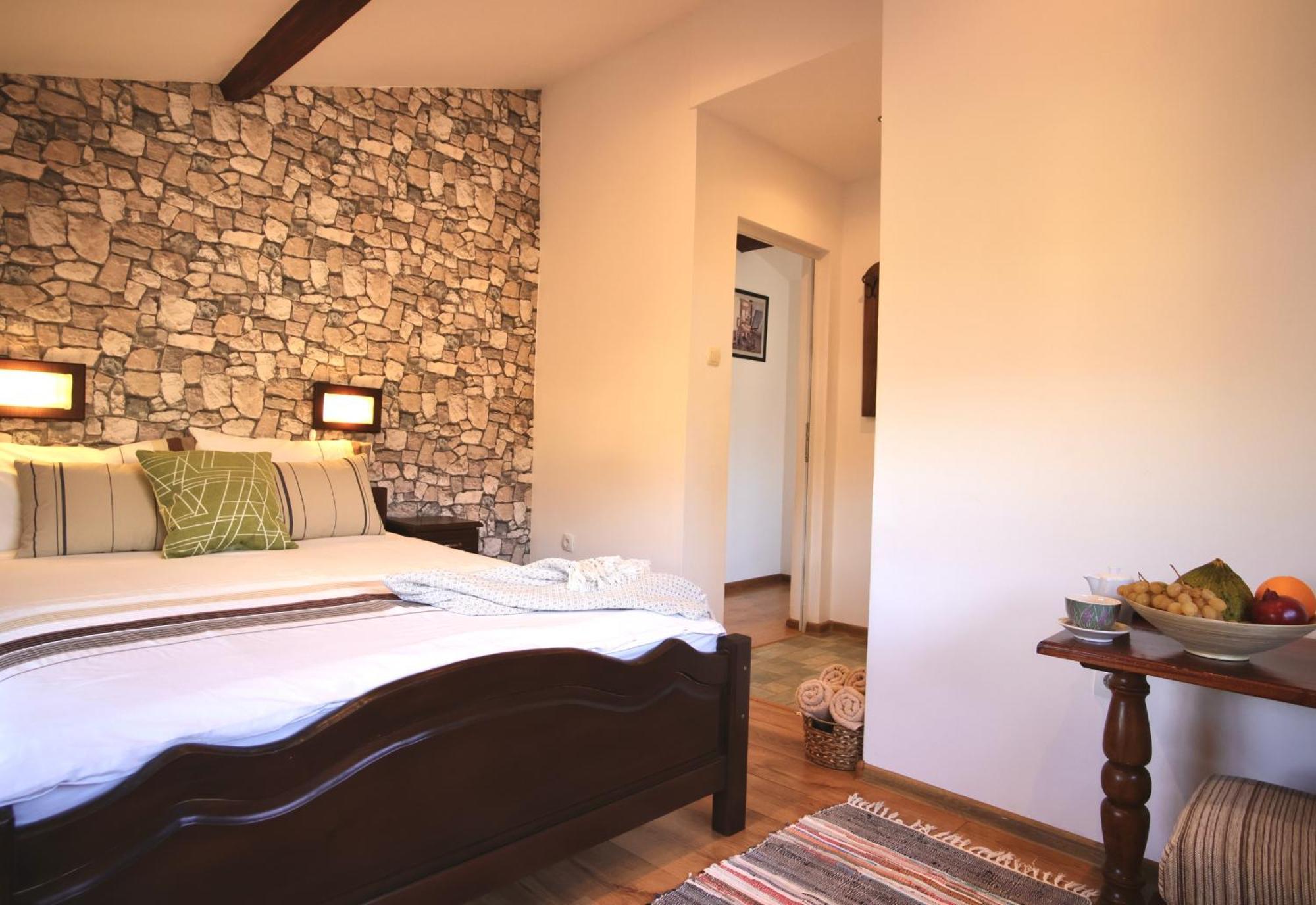 Iliikova House Otel Kalofer Dış mekan fotoğraf
